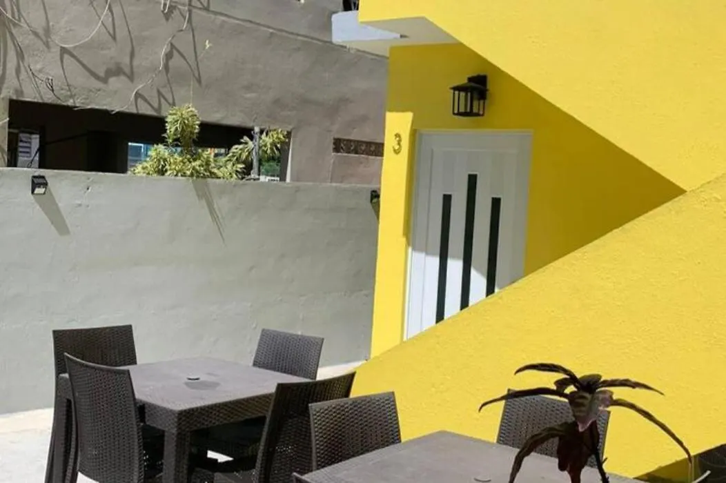 One Br Studio Just Few Steps To The Ocean In A Fishing Village, Unit 2 Catano Apartment