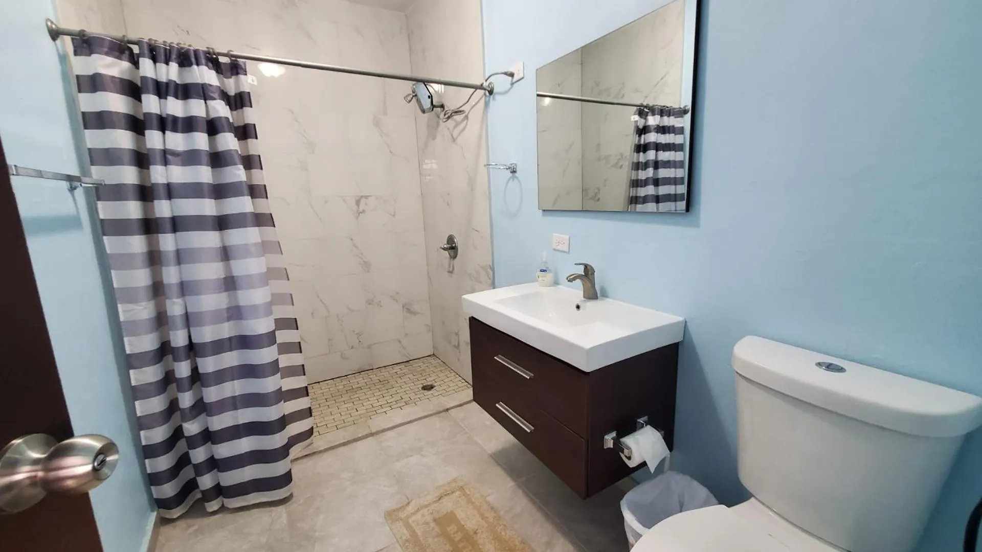 One Br Studio Just Few Steps To The Ocean In A Fishing Village, Unit 2 Catano 0*,  Puerto Rico